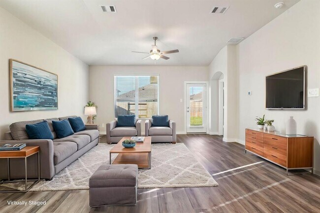Building Photo - 14230 Rolling Pastures Dr