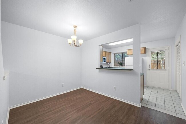 Building Photo - 11901 Swearingen Dr
