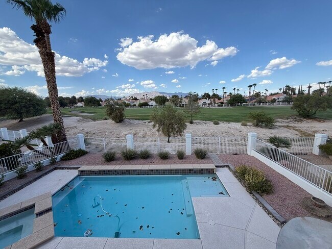 Building Photo - To schedule a viewing, call Wally Fellman at 702-493-9787
