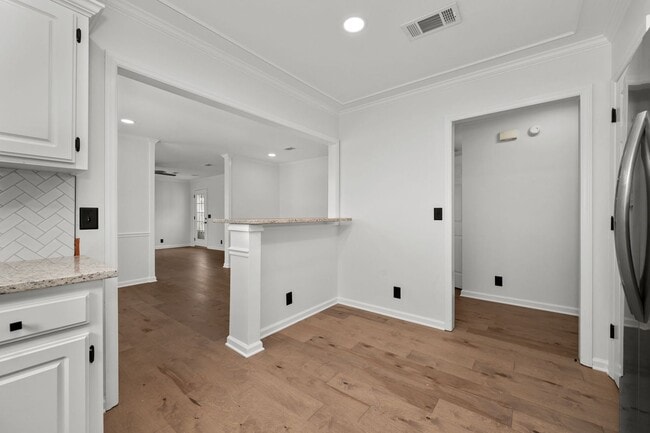 Building Photo - Black Fox Crossing Townhome