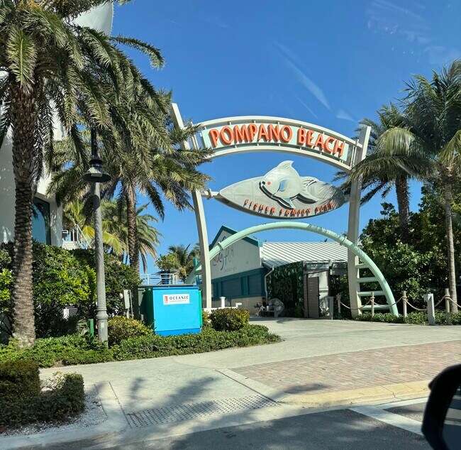Building Photo - 133 N Pompano Beach Blvd