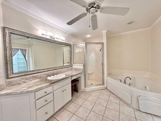 Building Photo - Available Now! Stunning Home in the Heart ...
