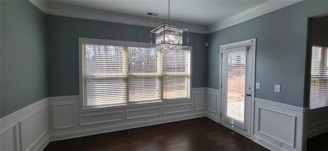 Building Photo - 4215 Hopewell Manor Dr