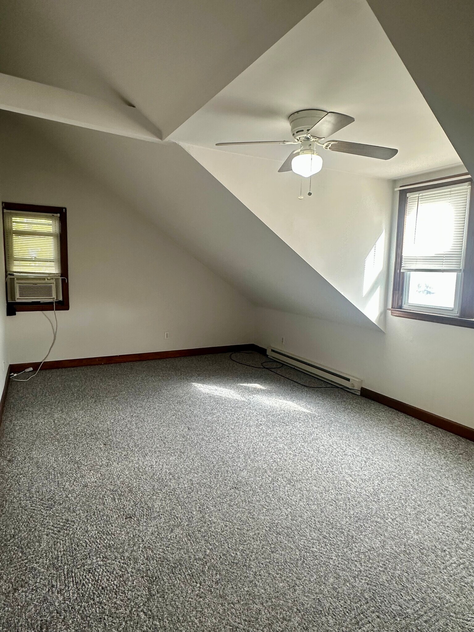 Building Photo - 1188 Railroad Rd