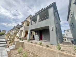 Building Photo - 1548 Little Penguin St