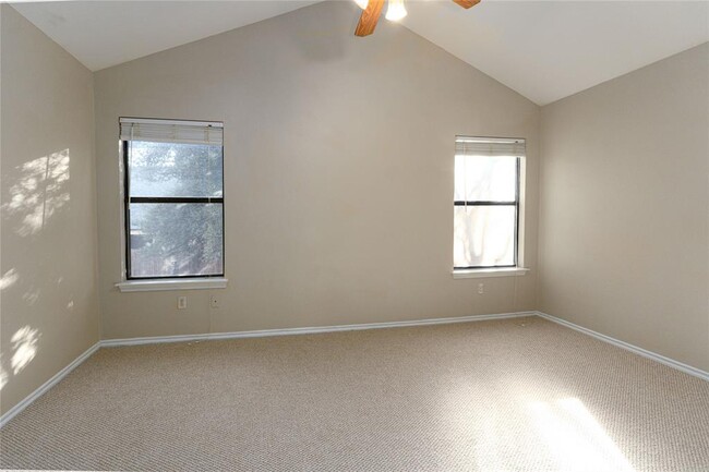 Building Photo - 11901 Swearingen Dr