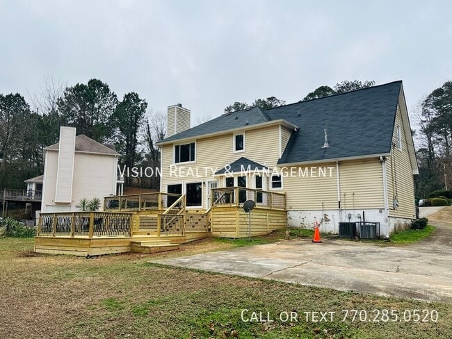 Building Photo - 2821 Briarvale Ct SE