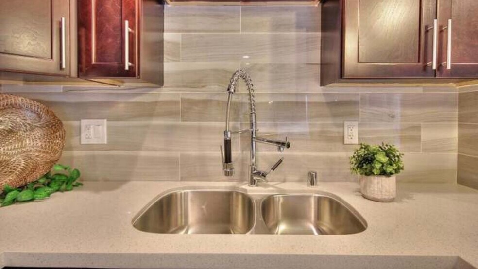 Would surface countertop - 1348 Daniel Ct