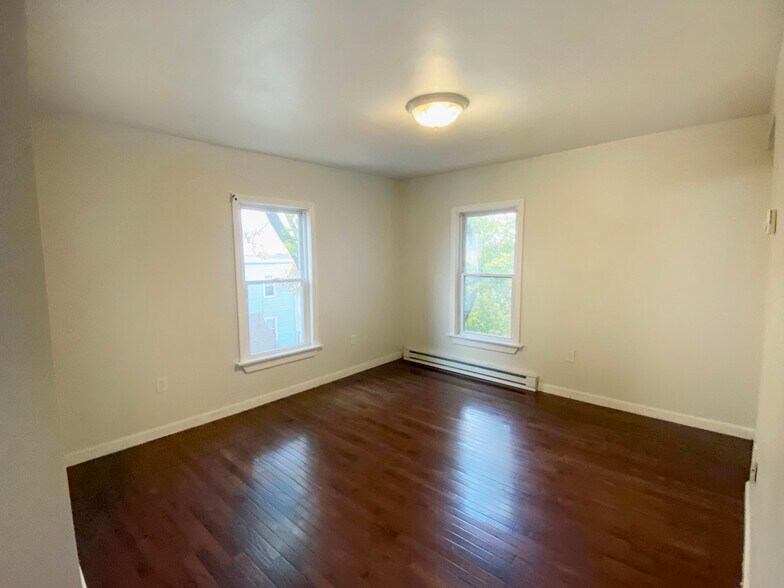 Living Room - 40 Clark St