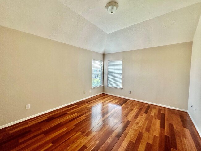 Building Photo - 6811 Sable River Ct