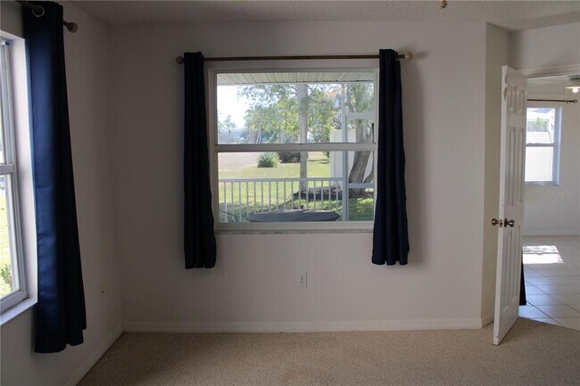 Building Photo - 2602 Waterford Way