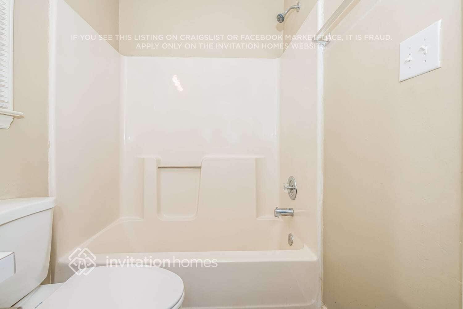 Building Photo - 2704 Kempsford Pl