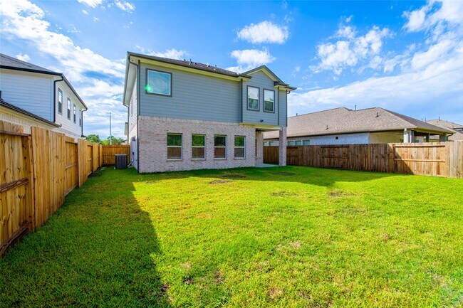 Building Photo - 9606 Champion Heavens Dr