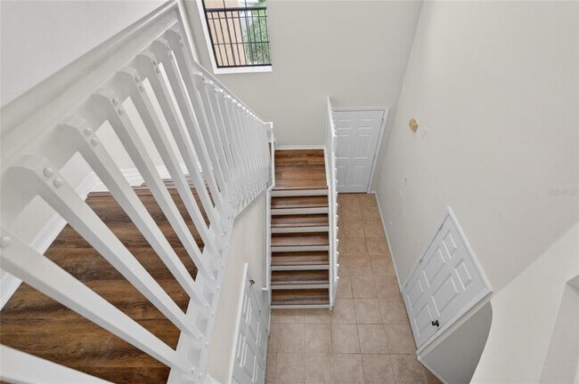 Building Photo - 30132 Mossbank Dr