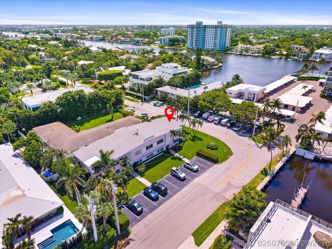 Building Photo - 990 Casuarina Rd