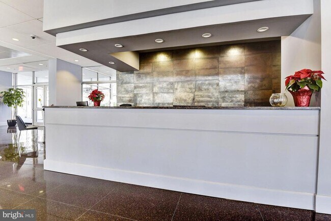 Building Photo - 800 4th St SW