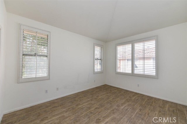 Building Photo - 3400 Ladrillo Aisle