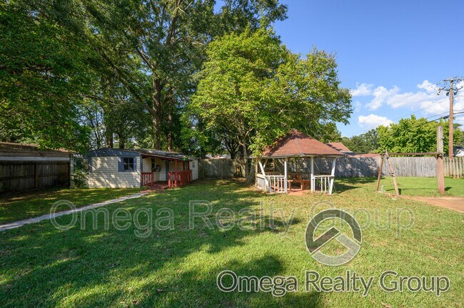 Building Photo - 2941 Ashley Ave