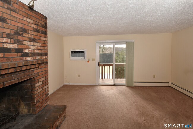 Building Photo - 93 Talcott Ave