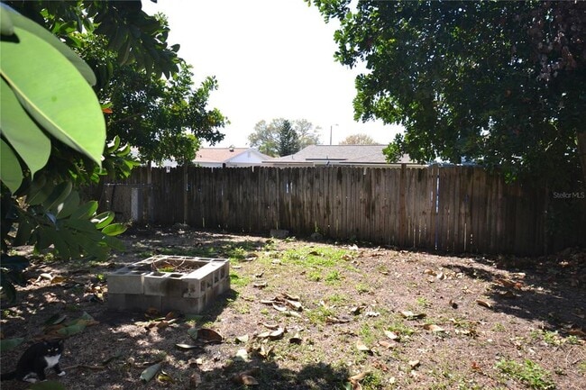 Building Photo - 2143 Chatlin Rd