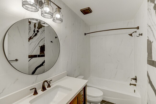 Bathroom #2 - 5321 Reedham Ct