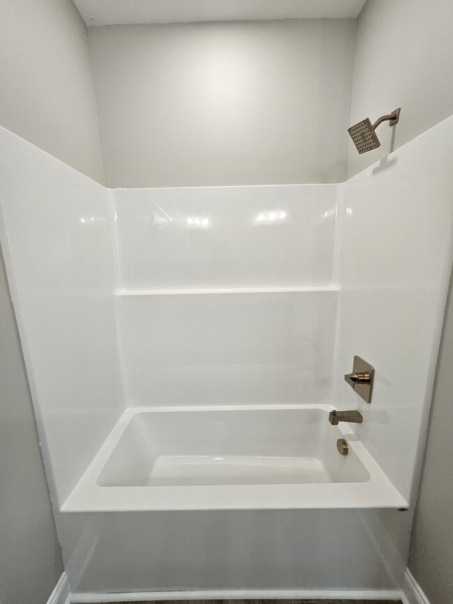 Building Photo - 1045 Oberry Rd