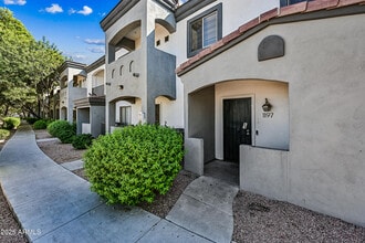 Building Photo - 4608 W Maryland Ave