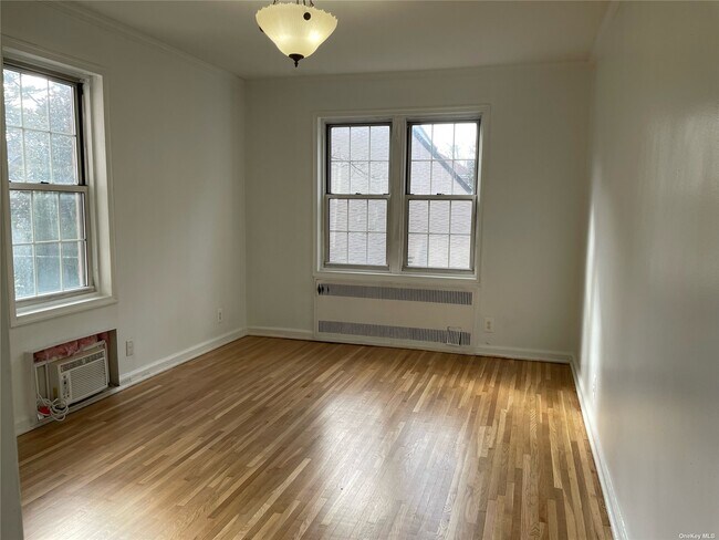 Building Photo - 255 Central Ave