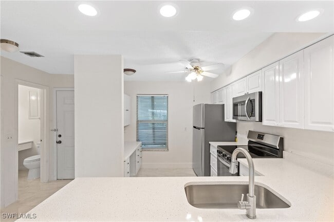 Building Photo - 25500 Cockleshell Dr