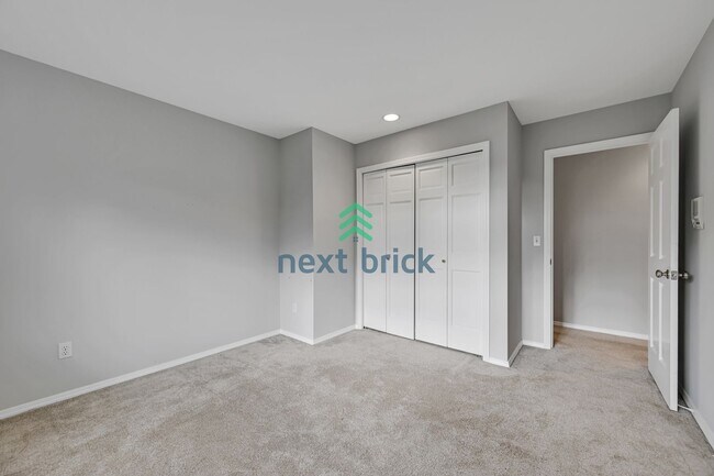 Building Photo - Beautiful home with 4 beds, 3.5 baths for rent