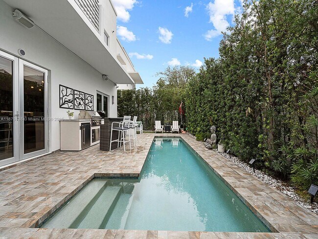 Building Photo - 8271 NW 34th St