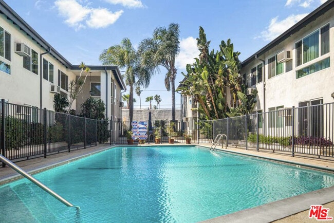 Building Photo - 4457 Murietta Ave