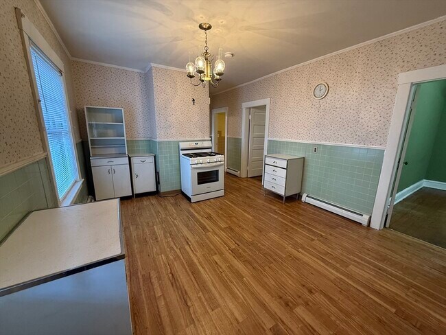 Building Photo - 173 Princeton Blvd