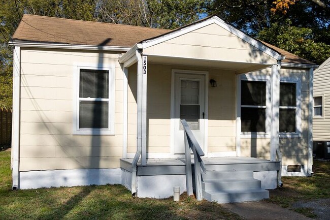 Building Photo - 1503 E 18th St