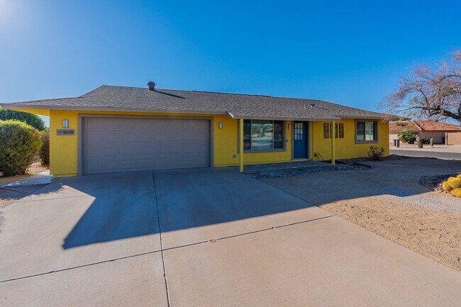 Building Photo - Modern Updated Home in Gated Community of ...
