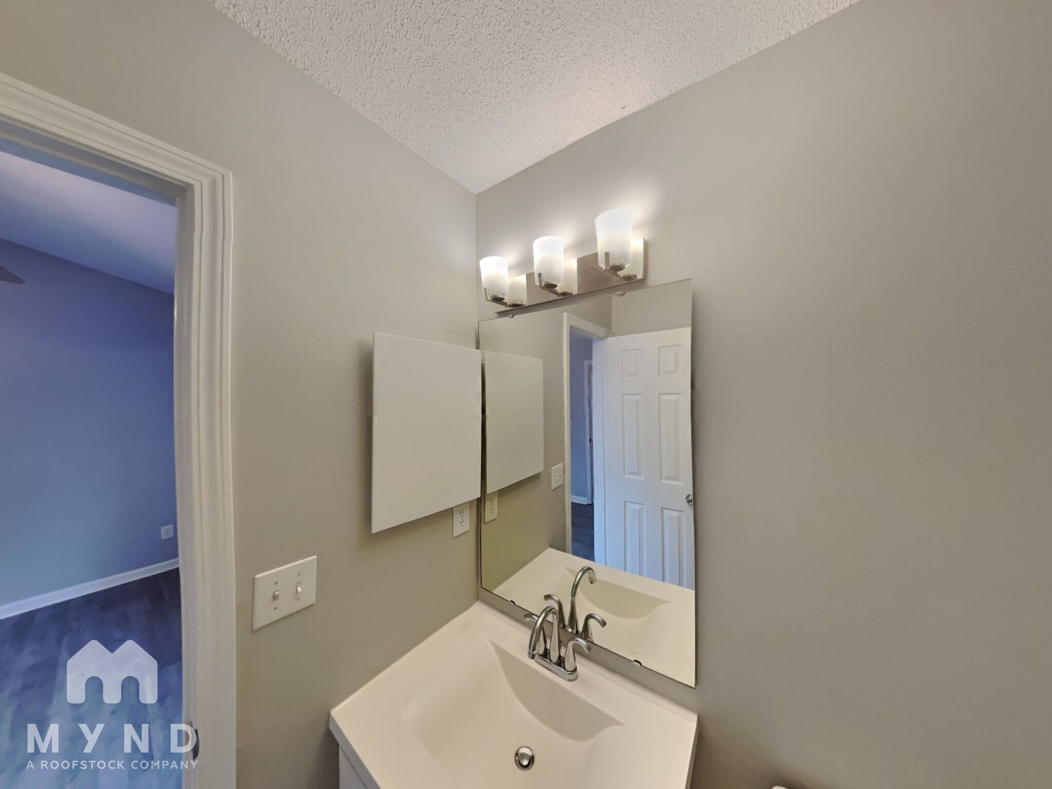 Building Photo - 12640 Tucker Crossing Ln