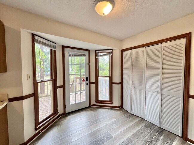 Building Photo - **OFFERING WAIVED APPLICATION FEES & $100 ...