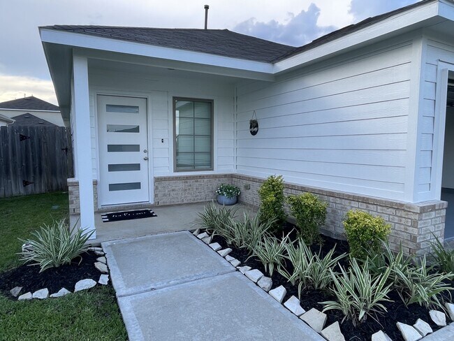 Building Photo - 21618 Lemon Beebrush Ln