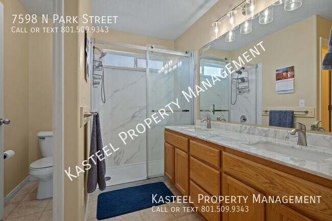 Building Photo - 7598 N Park St