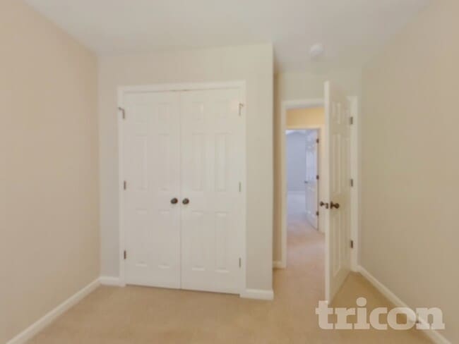 Building Photo - 5424 Henderson Oaks Dr