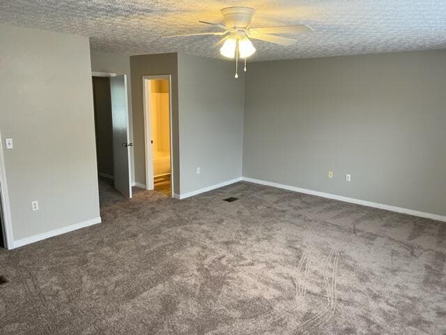 Building Photo - "Charming 2-Bed, 2-Bath Townhouse Retreat ...