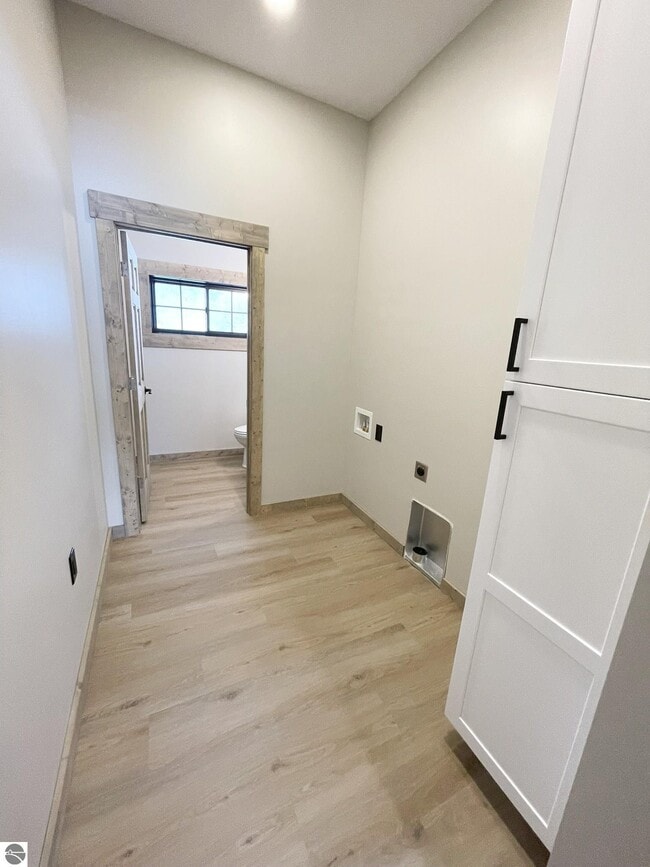 Building Photo - 9000 Kalkaska St