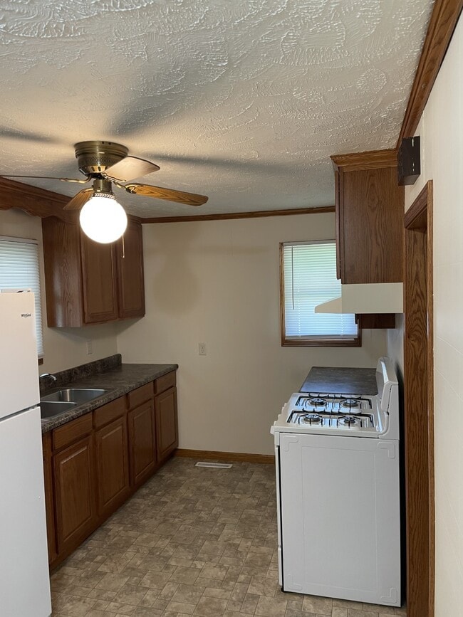 Building Photo - 201 Court Ave