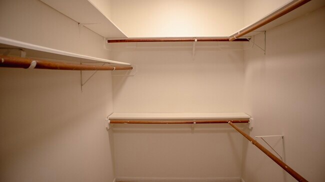 Building Photo - 9 Huntsmans Horn Cir