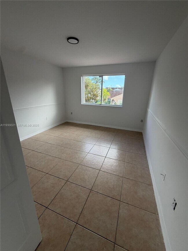 Building Photo - 25118 SW 124th Ct