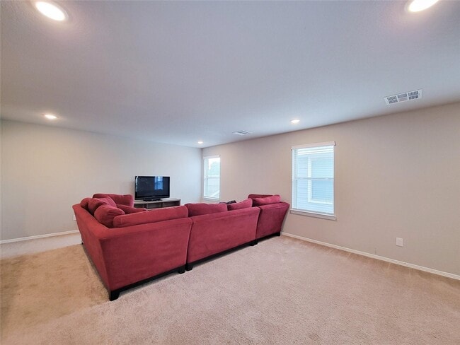 Building Photo - 24811 Crimson Pine Dr