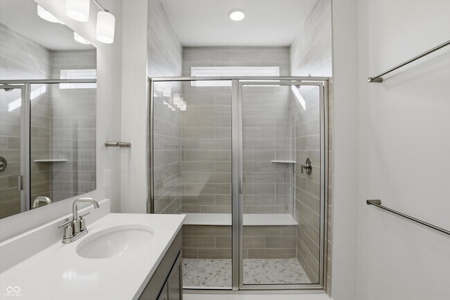 Building Photo - 14573 Elsmere Ln