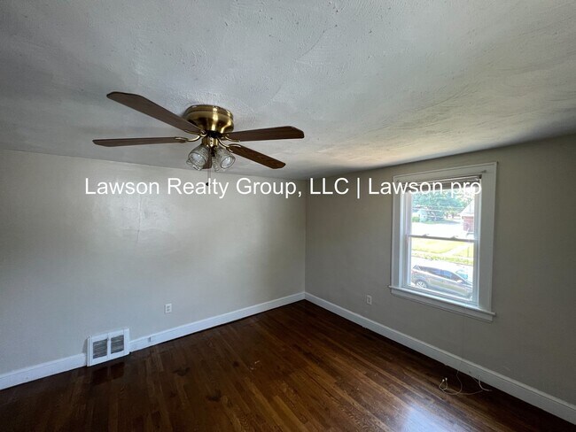 Building Photo - Fauquier 1022-1024
