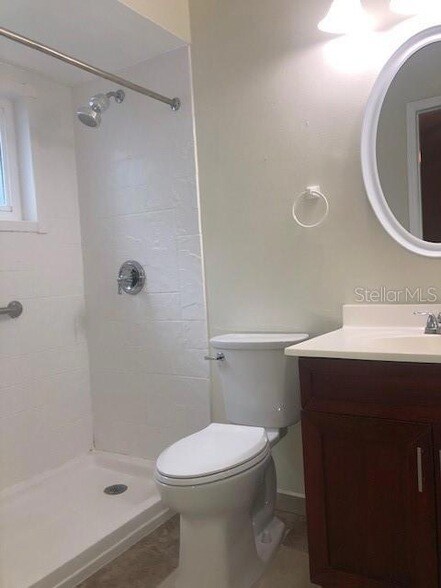 Building Photo - 132 Sundance Ct