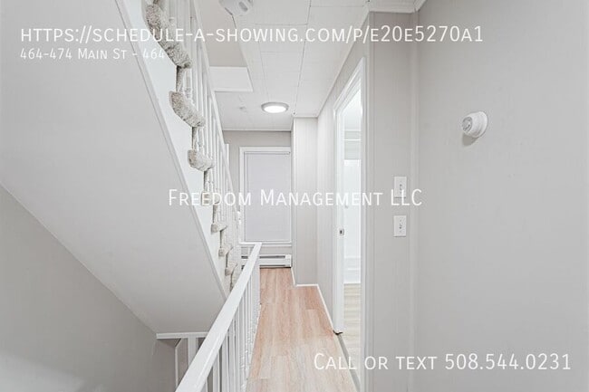 Building Photo - 464-474 Main St-464